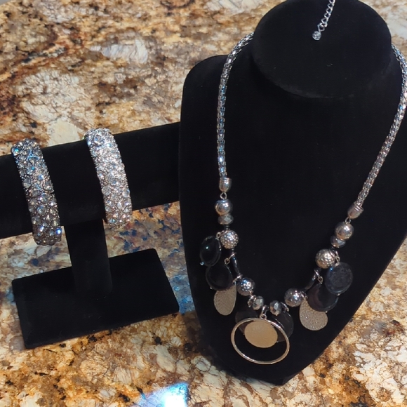 Charming Charlie Jewelry - Charming Charlie Silver and Black Necklace Set